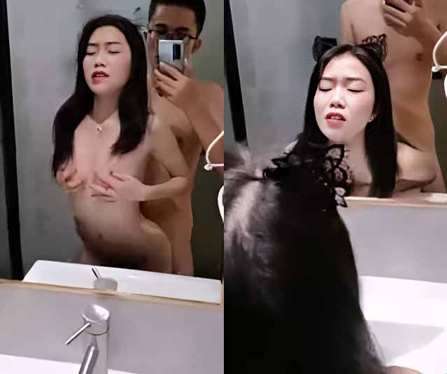 Doggy me in front of the mirror so I can see my pleasure